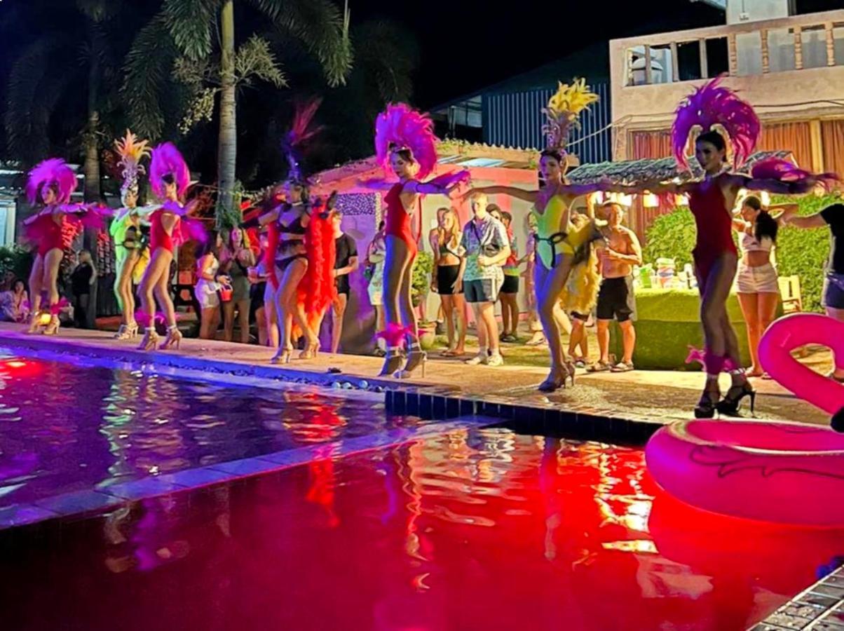 Wet! A Pool Party Hostel By Wild & Wandering Haad Rin Exterior photo